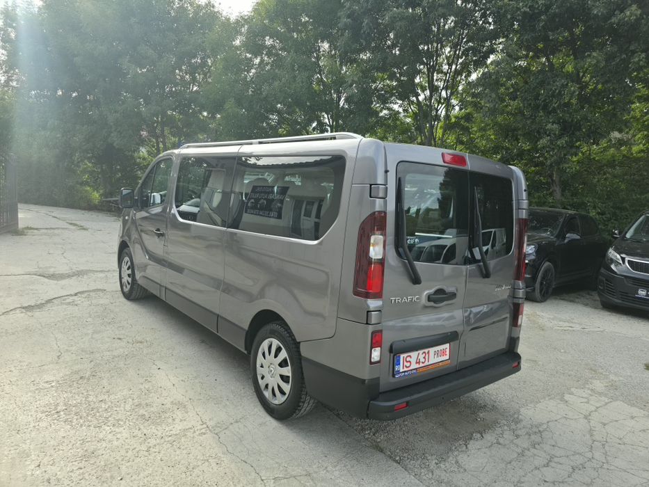Renault Trafic III AN2018 9locuri 149.000 km 1.6CDTI 125CP EURO6 LONG GARANTIE  Livrare