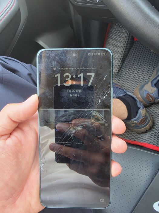 Телефон HUAWEI в отличном состоянии