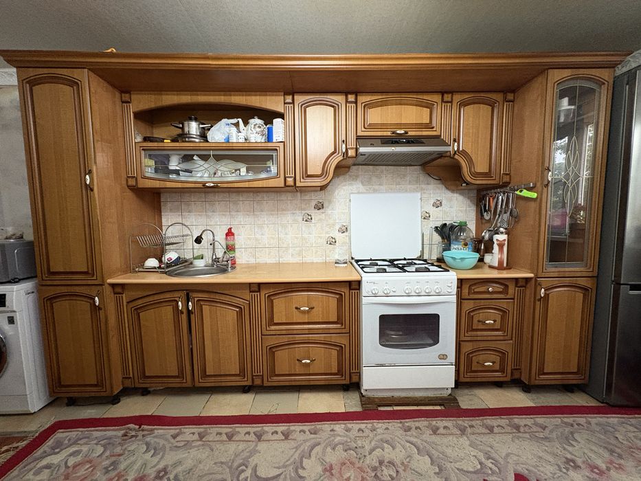 Продается кухонный гарнитур