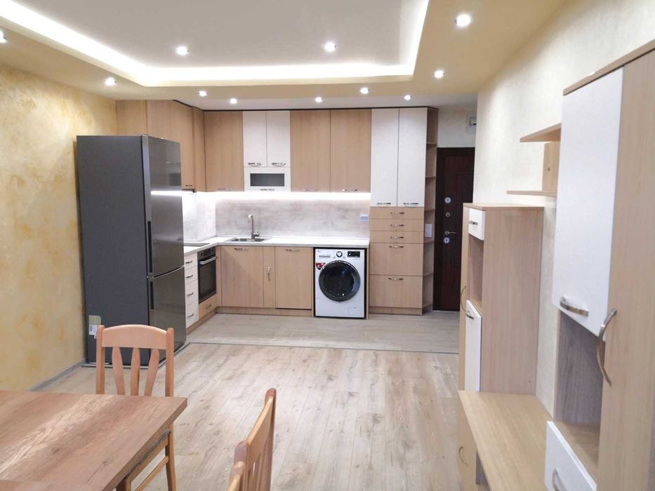 Нов двустаен обзаведен апартамент на метростанция Обеля