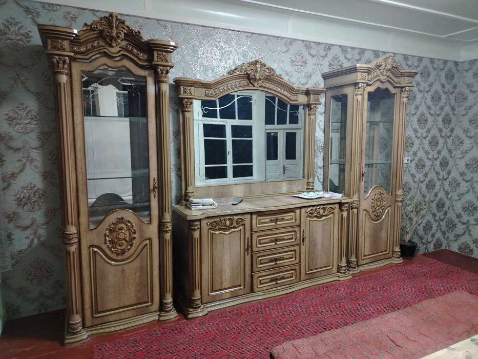 Спальный с гарнитурой