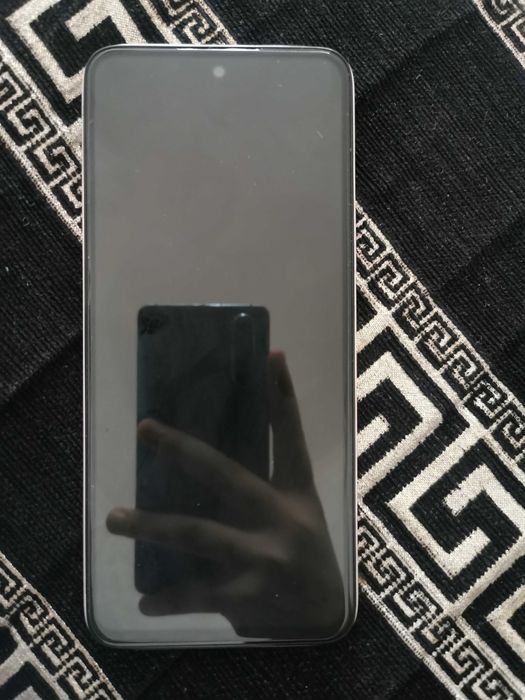 Redmi 13 НОВ!! Уникален +кутия и зарядно