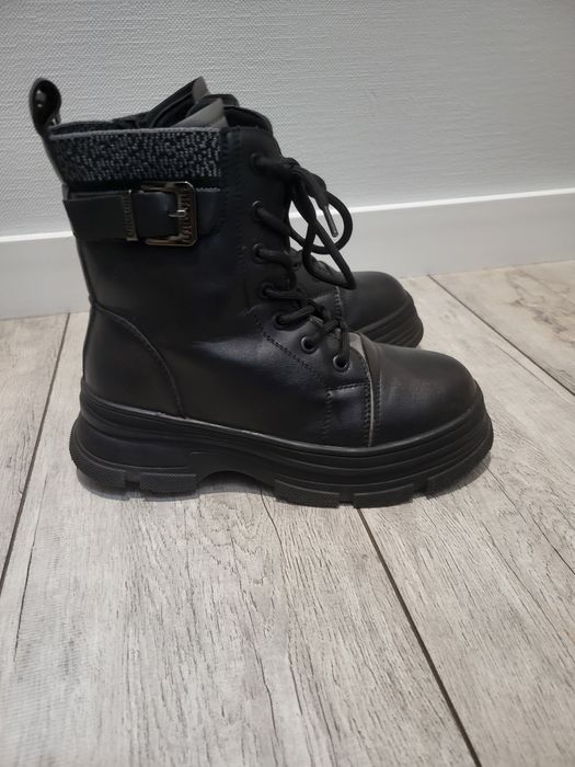 Зимние  ботинки для девочек