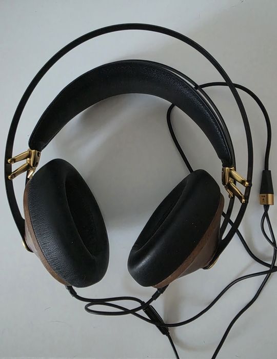 Meze 99 Classics - проводные HIFI наушники