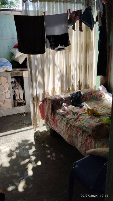 Продаю свой дом в общем дворе