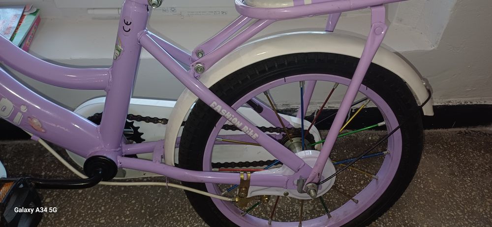 Bicicleta fetite 4-6 ani, stare foarte bună