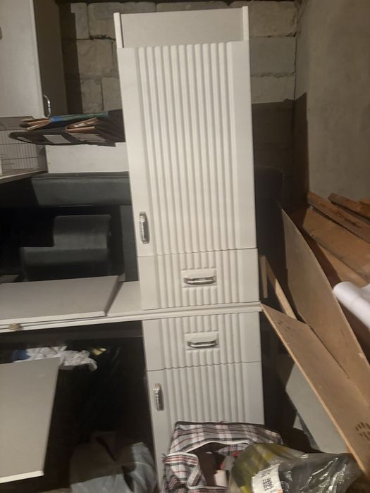 Столик для салона красоты