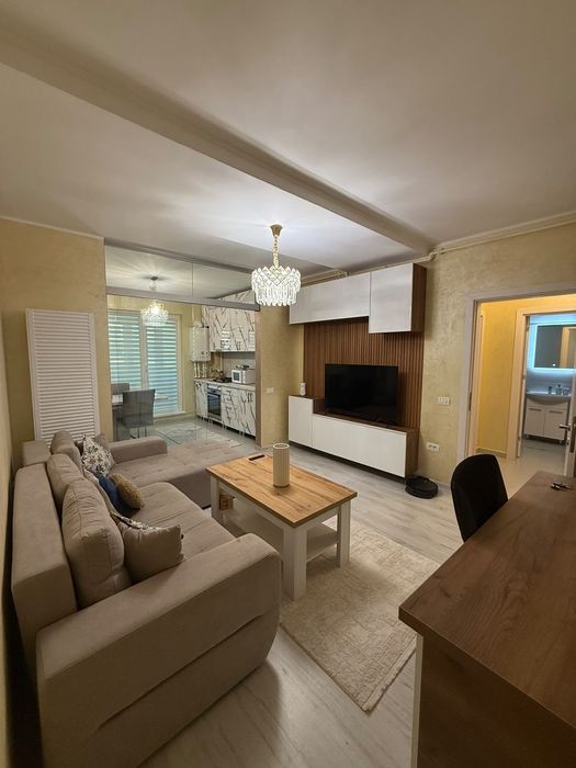 Ofer spre inchiriere studio cu 2 camere