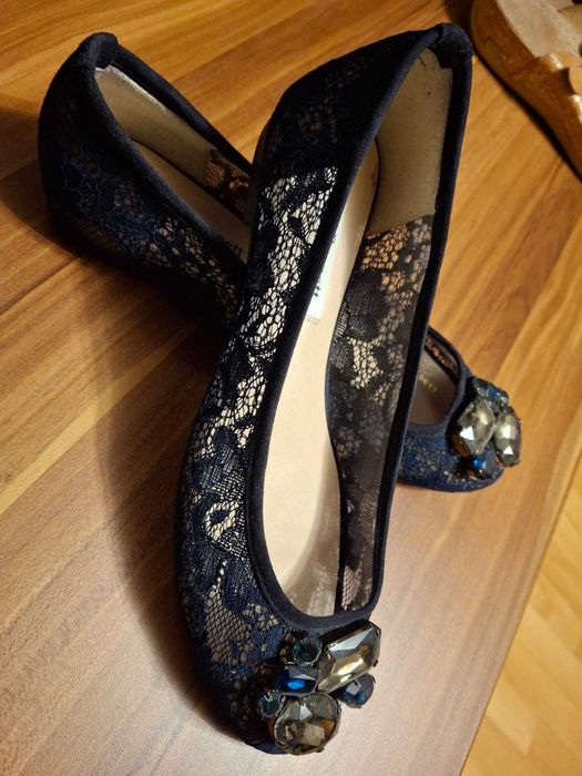 Balerini L.K. Bennett din dantelă bleumarin, Mărimea 36