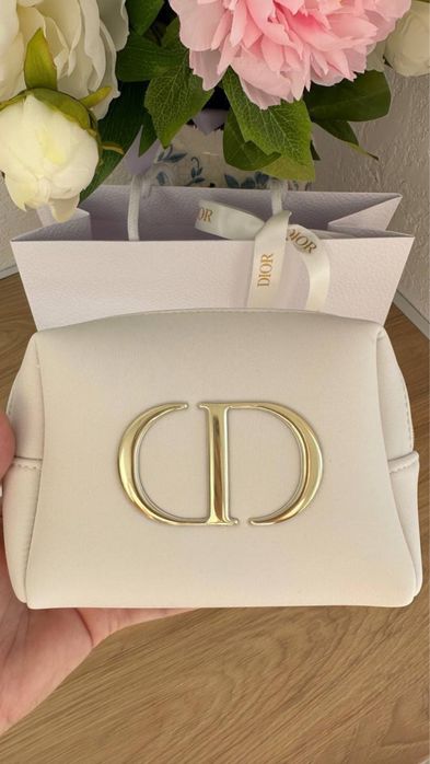 Косметички брендовые