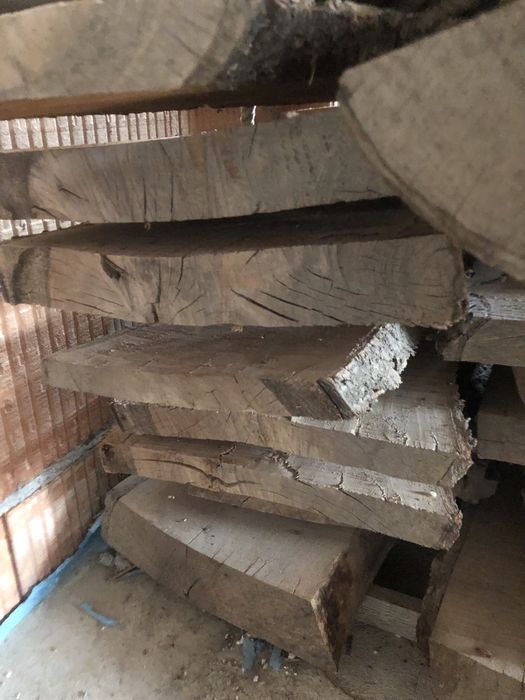 Lemne brad si cires pentru masa de rasina