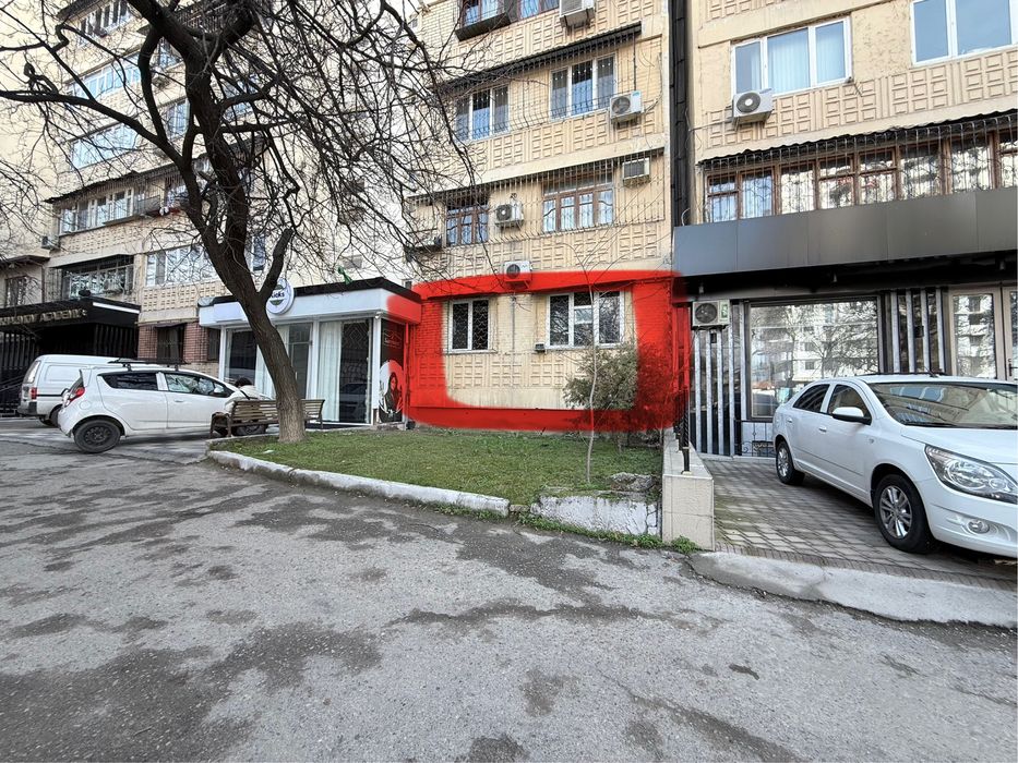 Сотилади! Юнусобод Мирза Юсуф (Бодомзор)масжид ёнида. 1 - линия 1 этаж