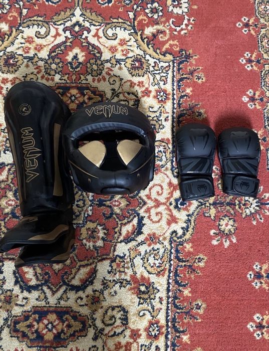 Футы,шлем,черепаха,