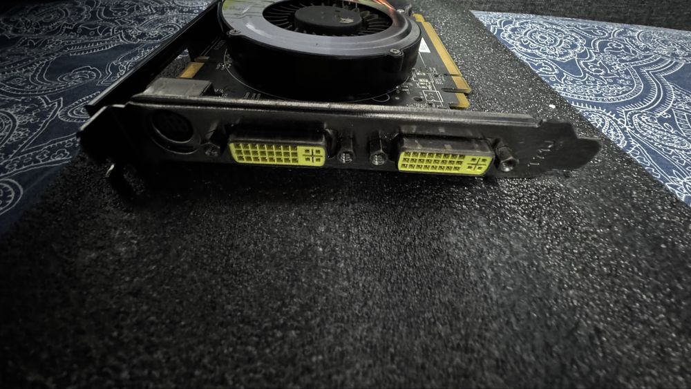 GeForce Gt 9600gt 512