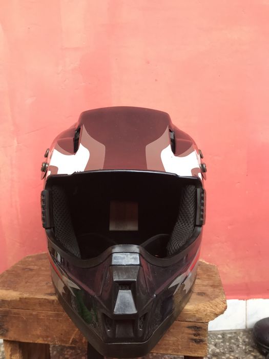 крос каска втора ръка