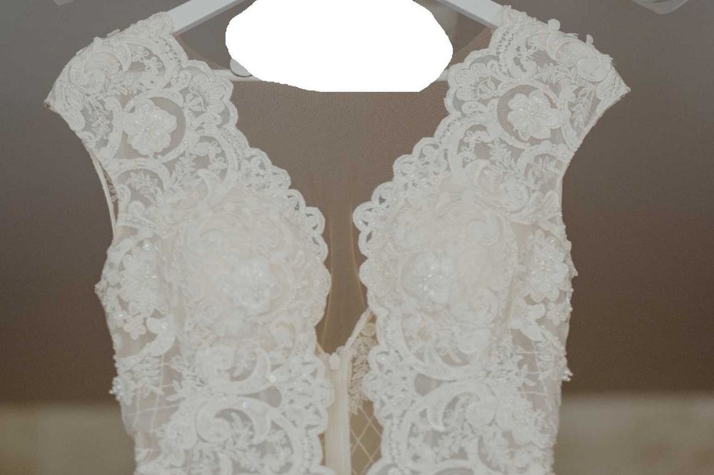 Vand rochie de mireasa deosebita