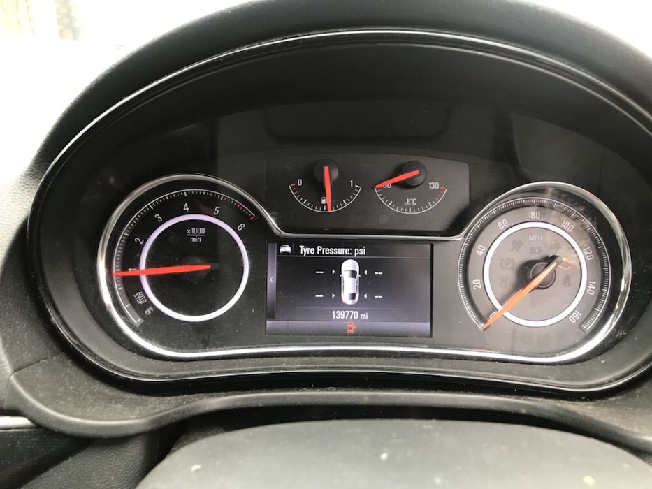 Opel Insignia 2,0CDTI 2016 На Части