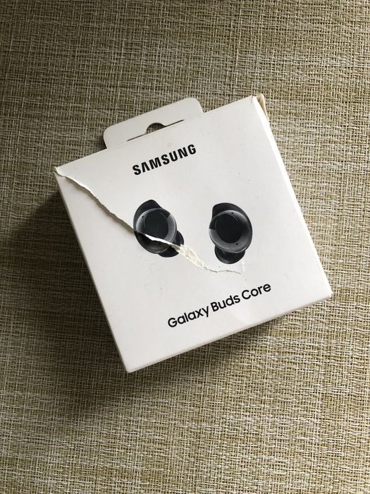 Продам наушники Samsung