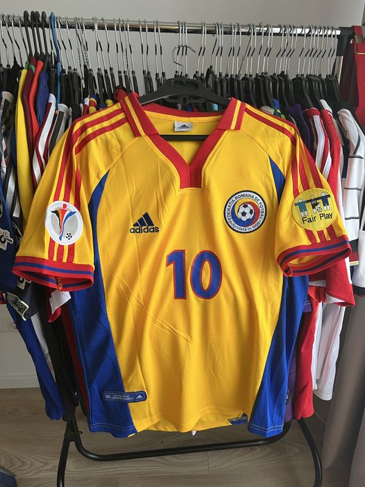 Tricou de forbal Adidas Nationala Romaniei Hagi 10 euro 2000  marime M