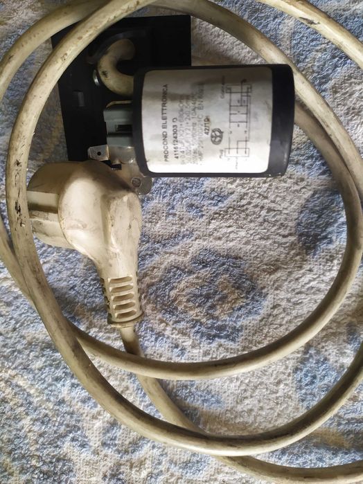 Пералня Нотпоинт Аристон на части