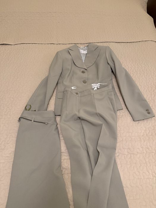 Costum dama cu fusta si pantalon
