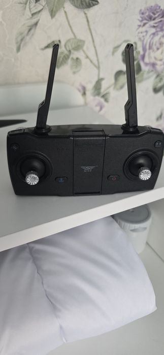 Продам Квадрокоптер дрон с камерой