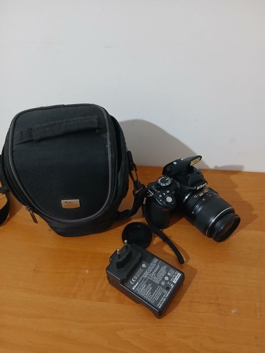 Фотопарат Nikon D3100