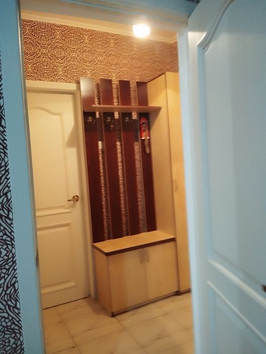 Продается; 2/2/4 .ул.Сайрам. метро. Буз юк Ипак Юли