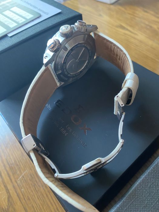 Оригинален часовник EDOX