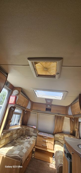 Închiriez rulota SWIFT