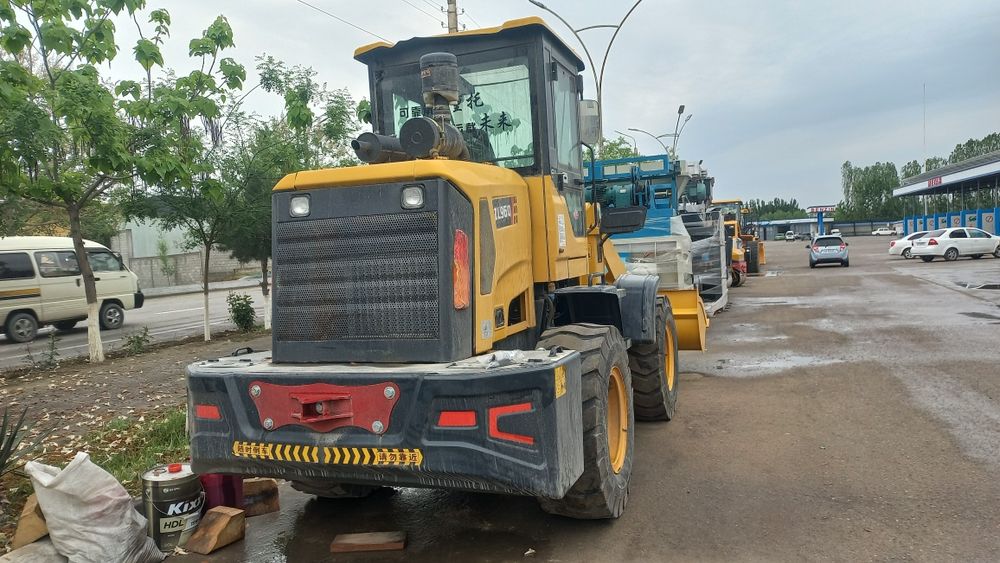 1,5 kub (пагрусчик)  FronTal PaGRusCHIK