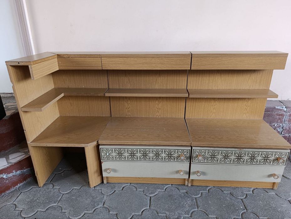 Eski mebel. Narxi 250000