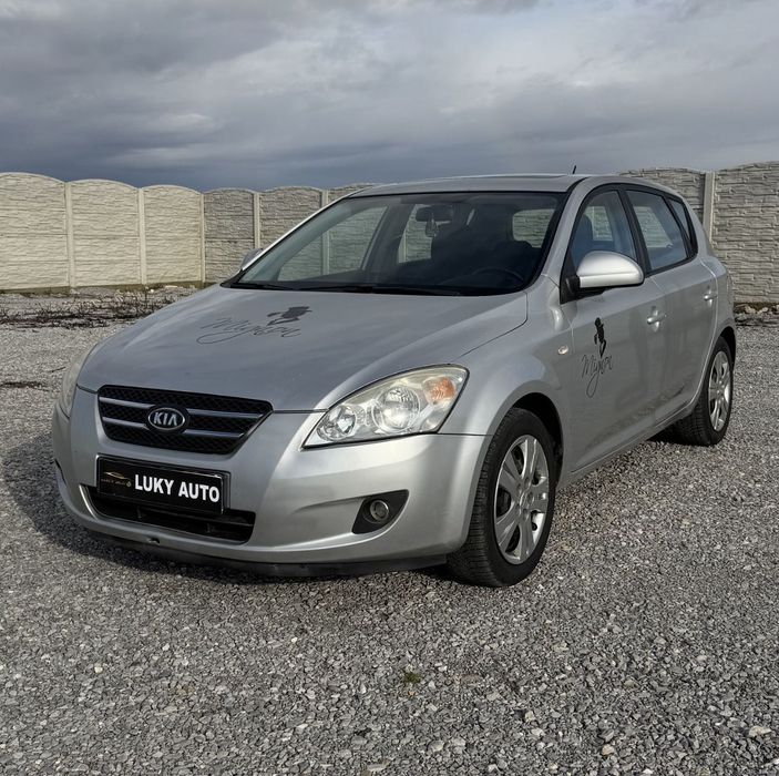 Kia Ceed 1.6 Benzina Rate/Credit Avans 0