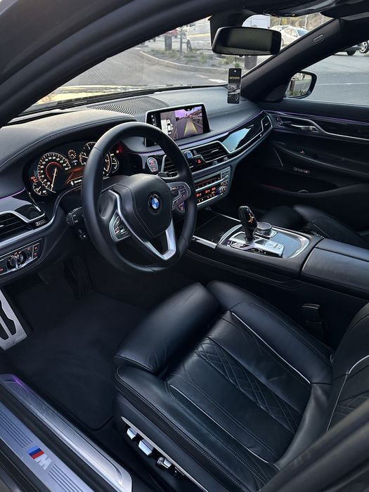 BMW Seria 7  (730 x drive) Paket M