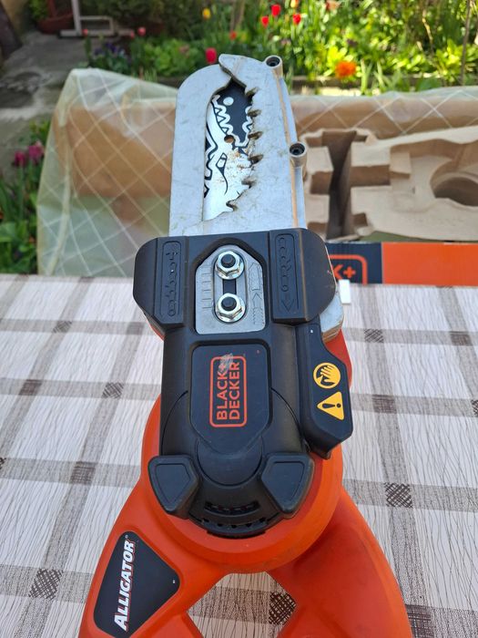 Електрическа резачка за клони