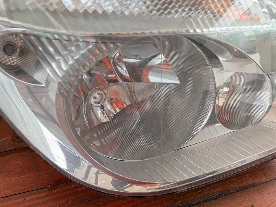 Фар за Mercedes Sprinter / Мерцедес Спринтер