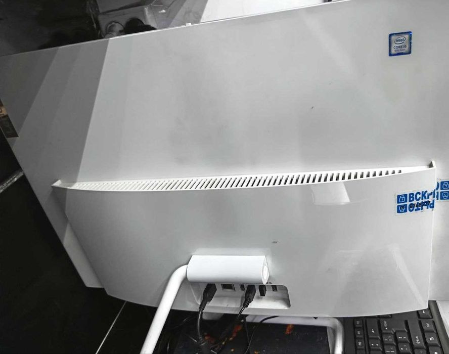 Monoblok Lenovo core i5 9-avlod