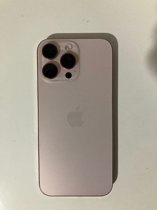 Айфон 16 про Мах