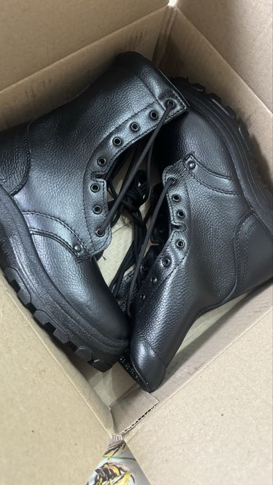 Берцы летние. 40 размер новый