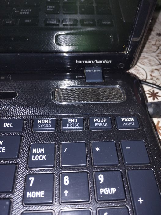 Лаптоп Тошиба сателит