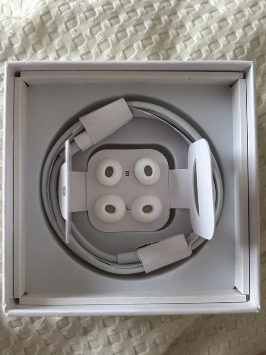 AirPods pro новые