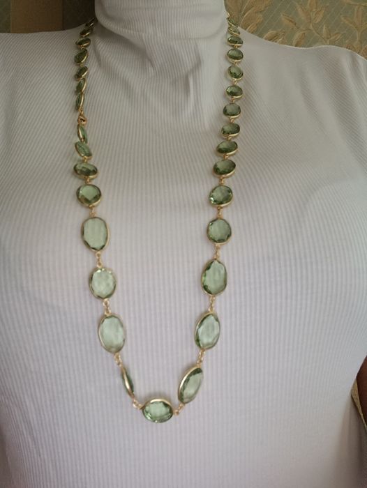 Продам длинные бусы из натуральных камней