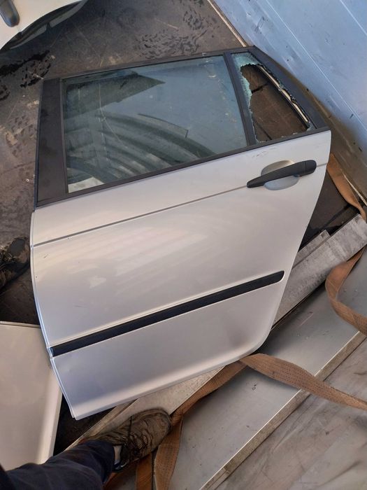 Продавам БМВ Е46 320Д на части