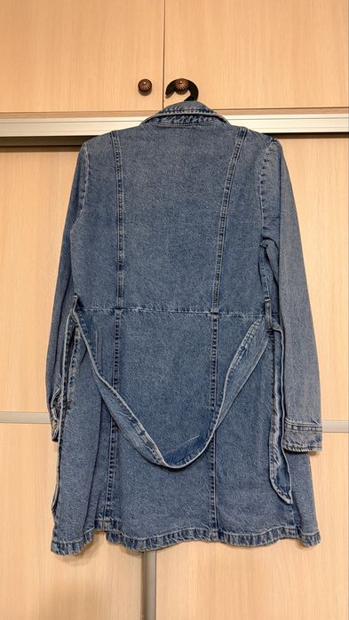 Джинсовое платье Stradivarius