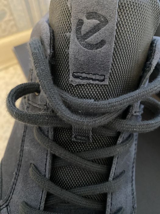 Ecco кроссовки, кеды.