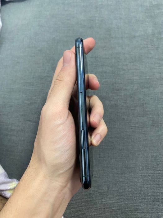 продам iphone 11 pro