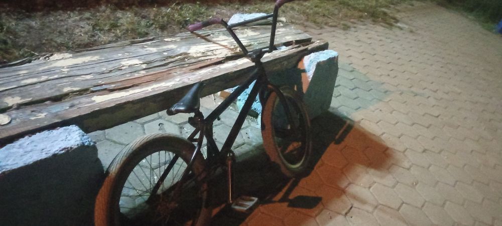 Черный  бмх очень хороший