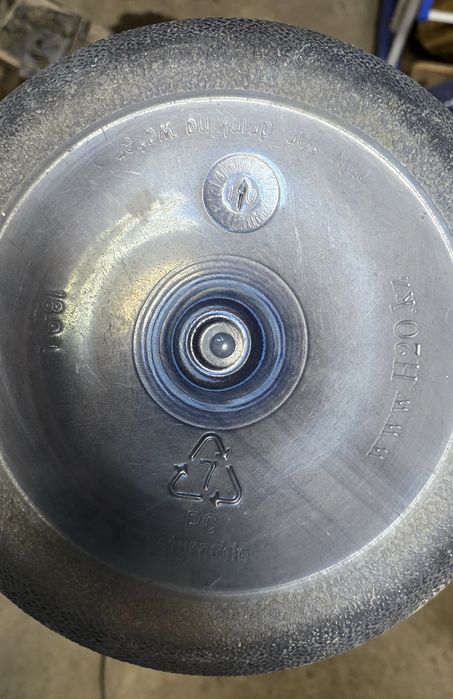 Бутыли 18.9л б/у