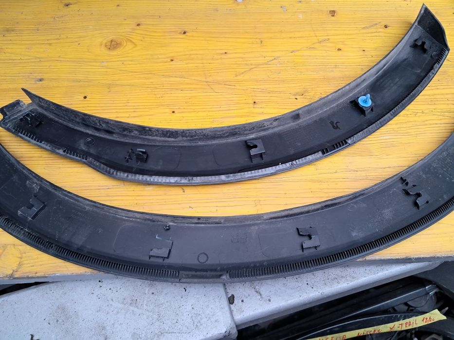 Лайсна калнк врата  MG ZS  1бр 100лв