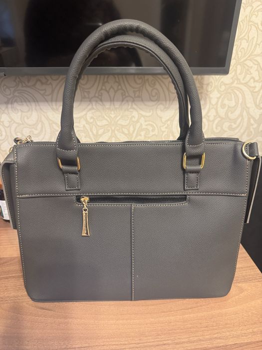 Сумка новая женская в отличном состоянии